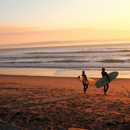 Central Atlantic Beach Guesthouse Costa da Caparica Extérieur photo